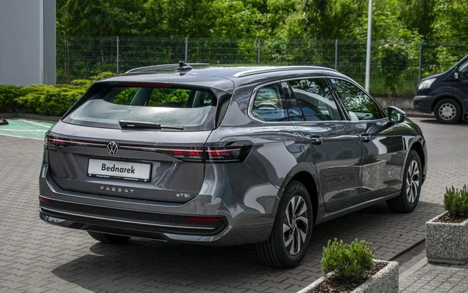 Volkswagen Passat cena 192500 przebieg: 5, rok produkcji 2024 z Ostrów Lubelski małe 277
